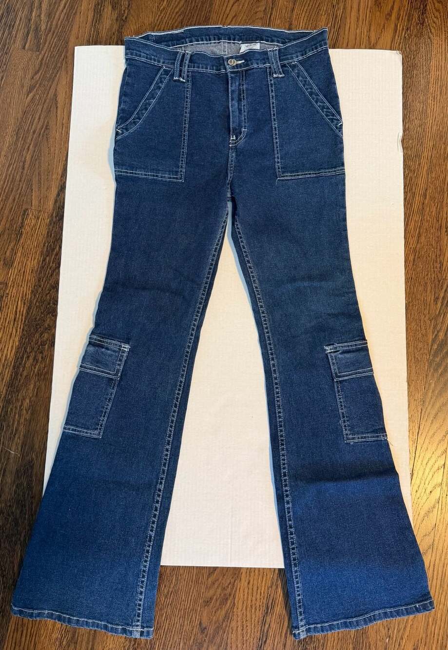 Jordache Women's Dark Blue Denim Y2K Style Cargo Flare Jeans Size 11/12
